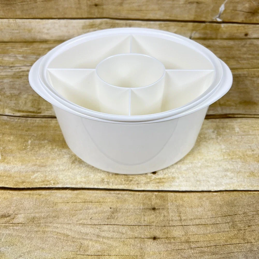 Tupperware very clean