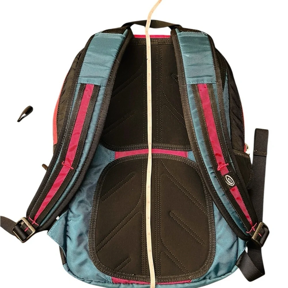 Timbuk2 design blackbird