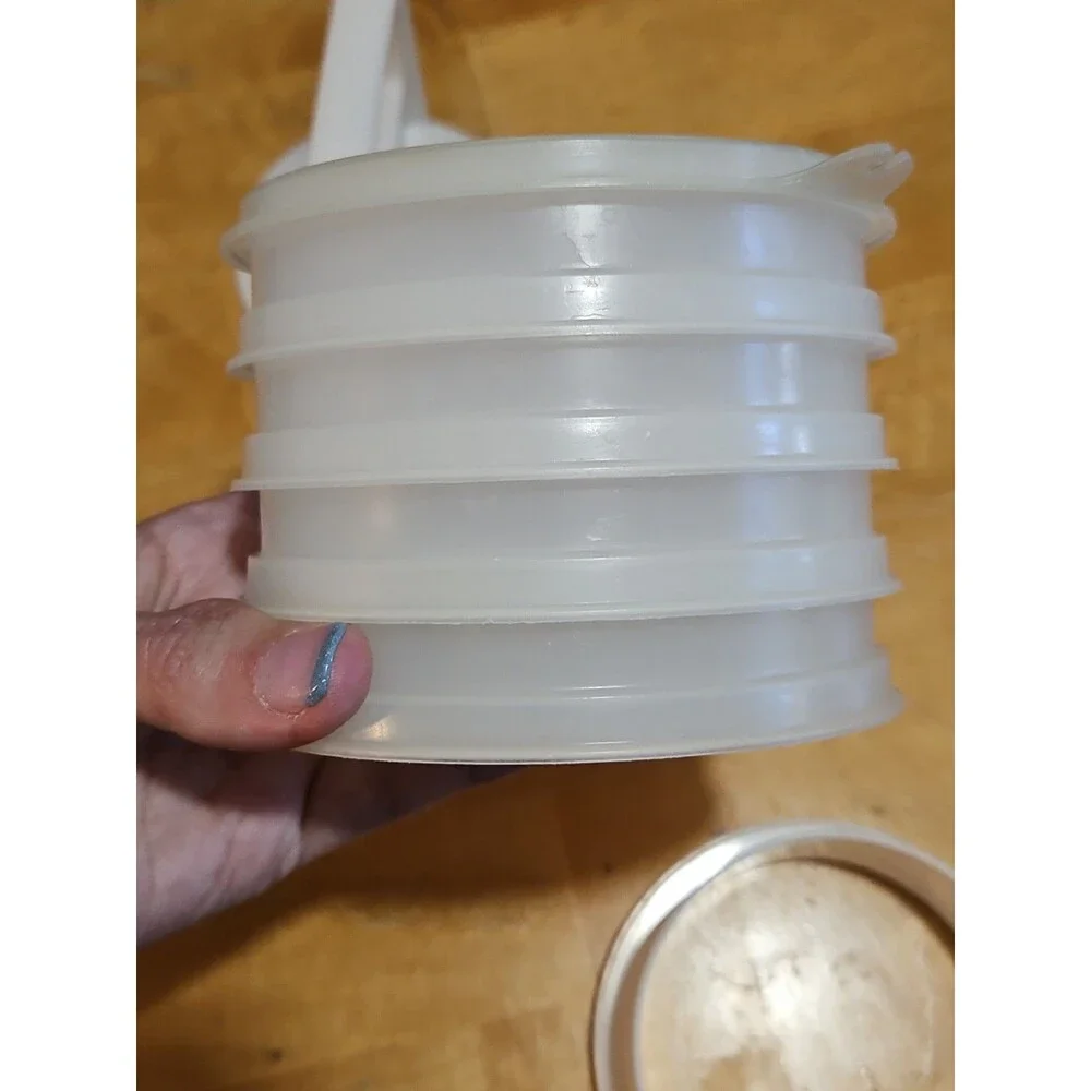 Tupperware excellent very