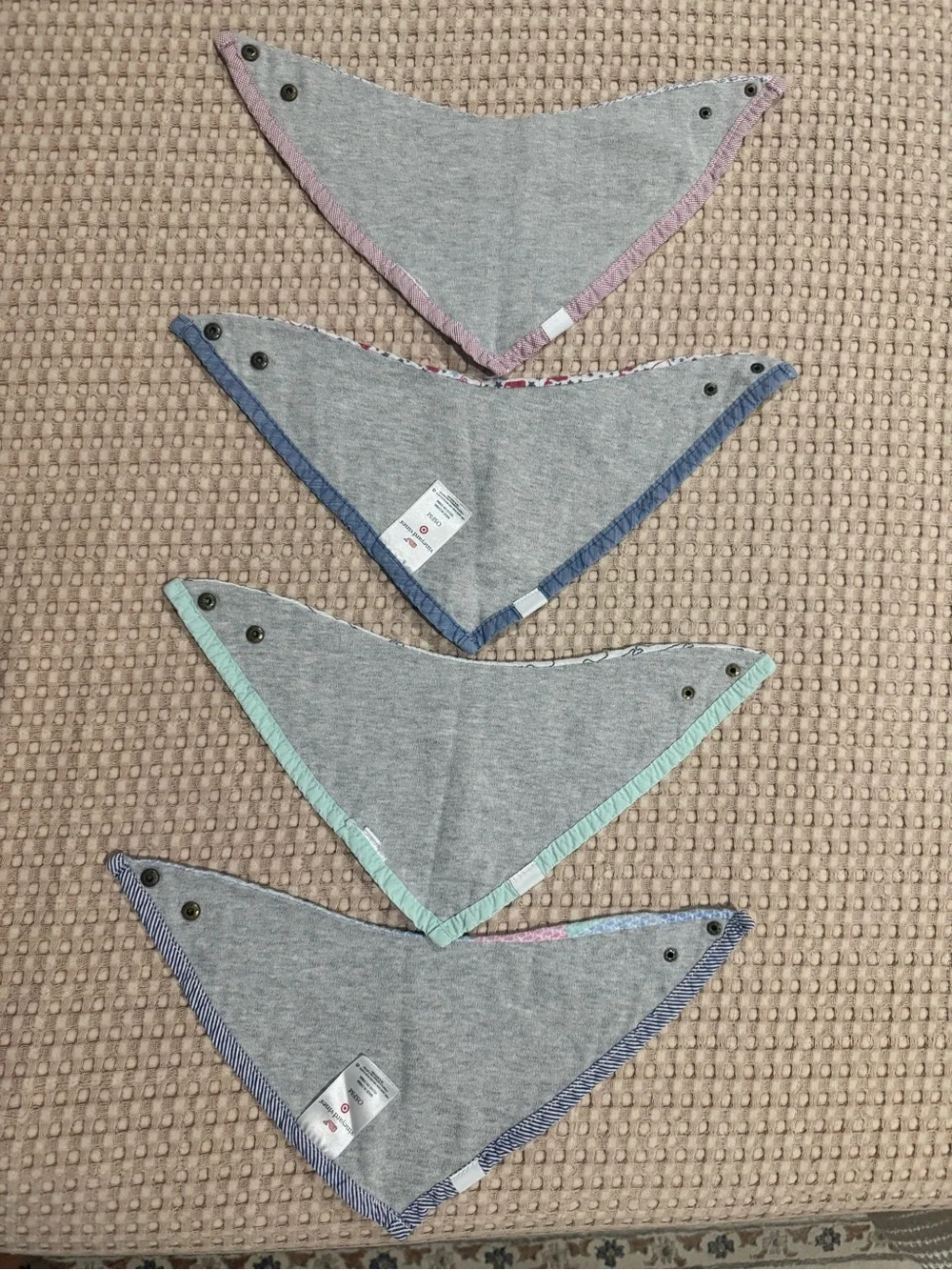 Vineyard Vines set bandana