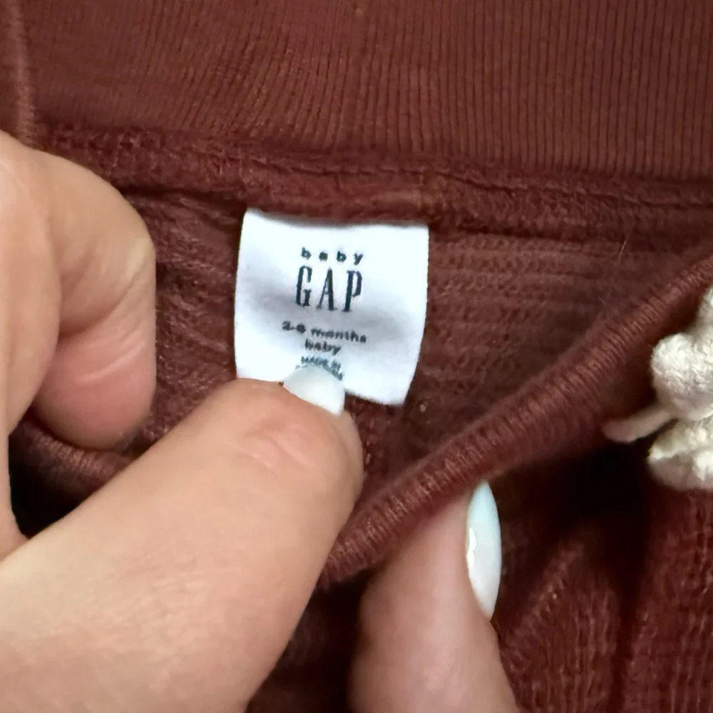 GAP kids maroon