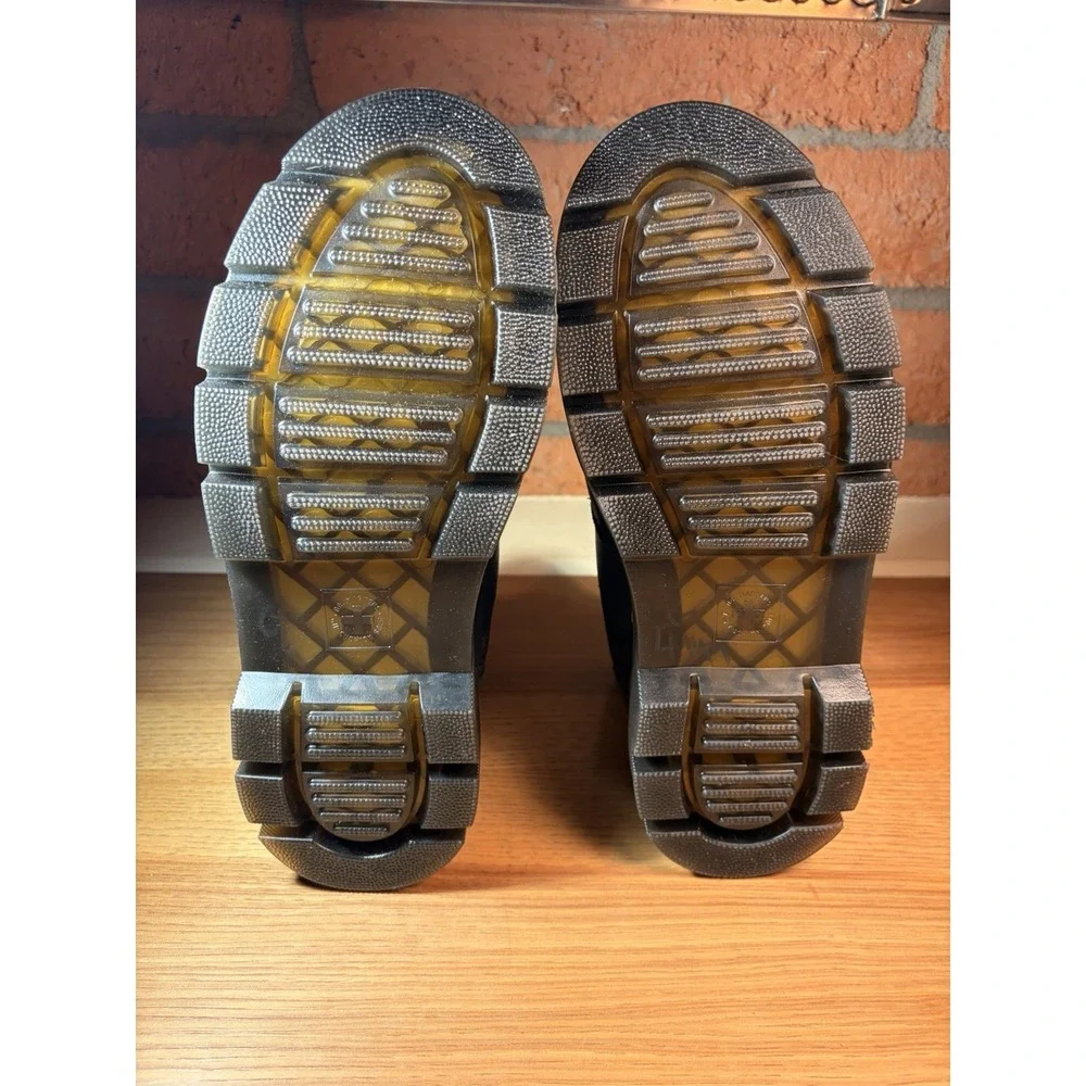 Dr. Martens these size