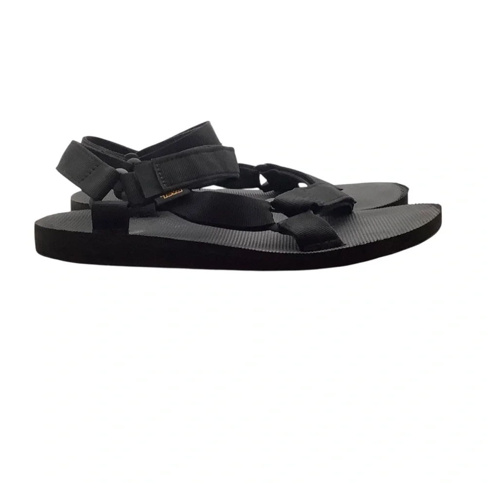 Teva stylish black