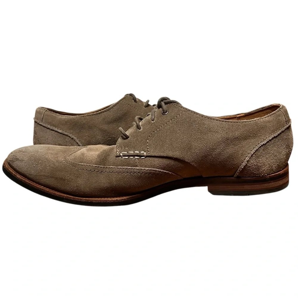 Clarks dress shoes