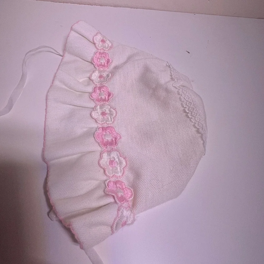 Unbranded infant bonnet
