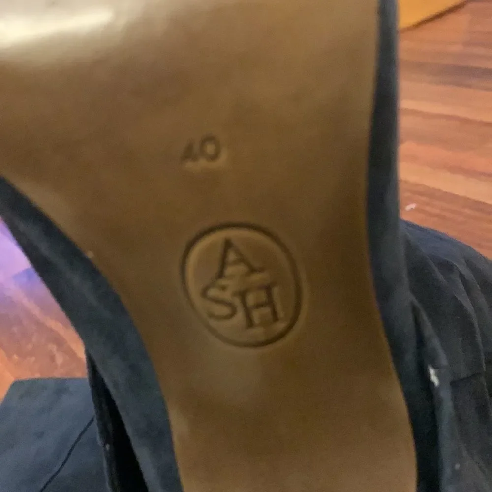 Ash boots size
