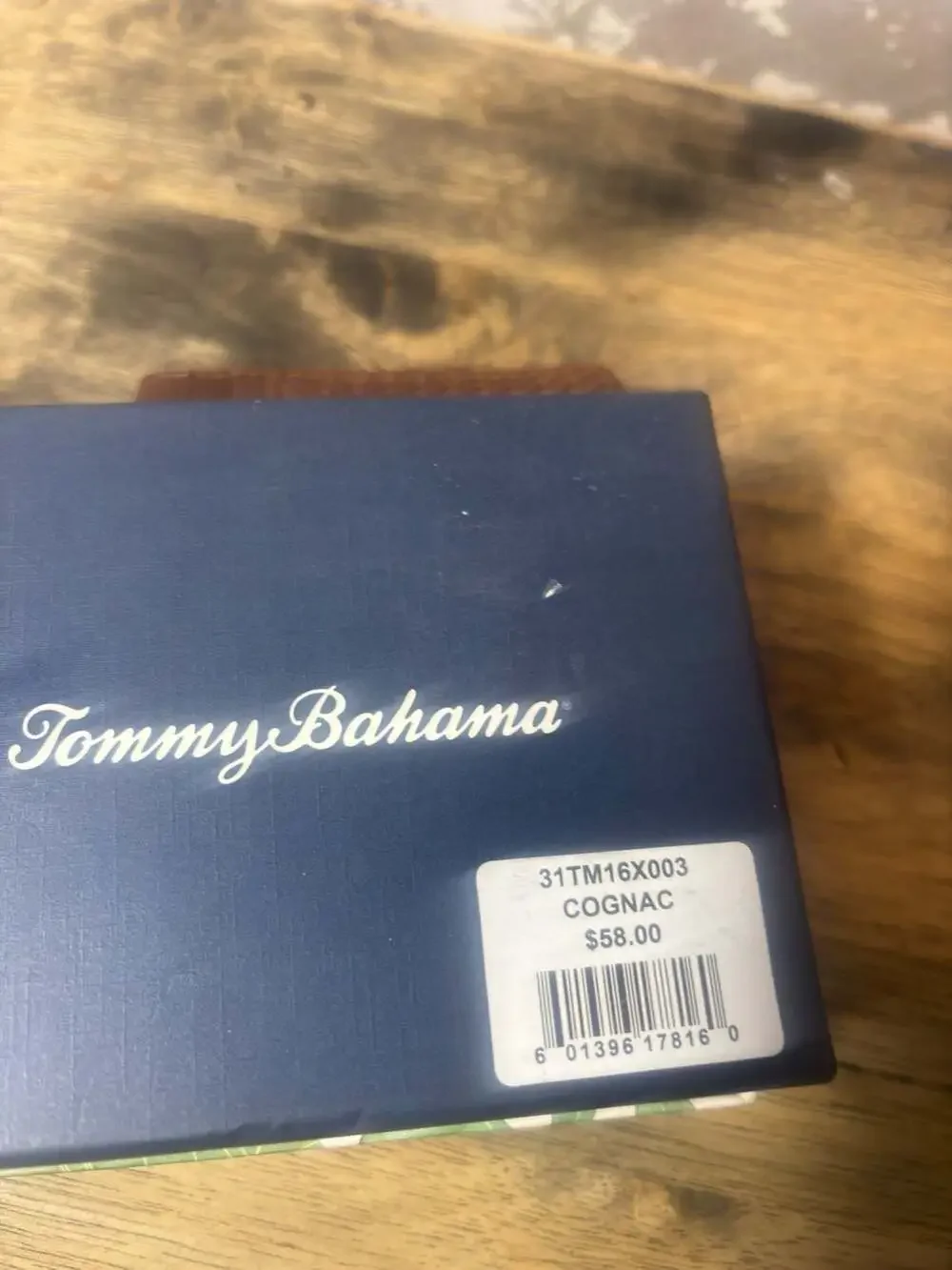 NIB Tommy Bahama Cognac Leather Magnetic Money Clip Card Case Wallet