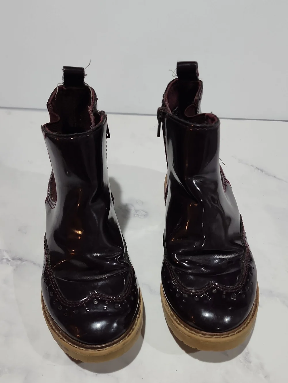 Zara stylish durable