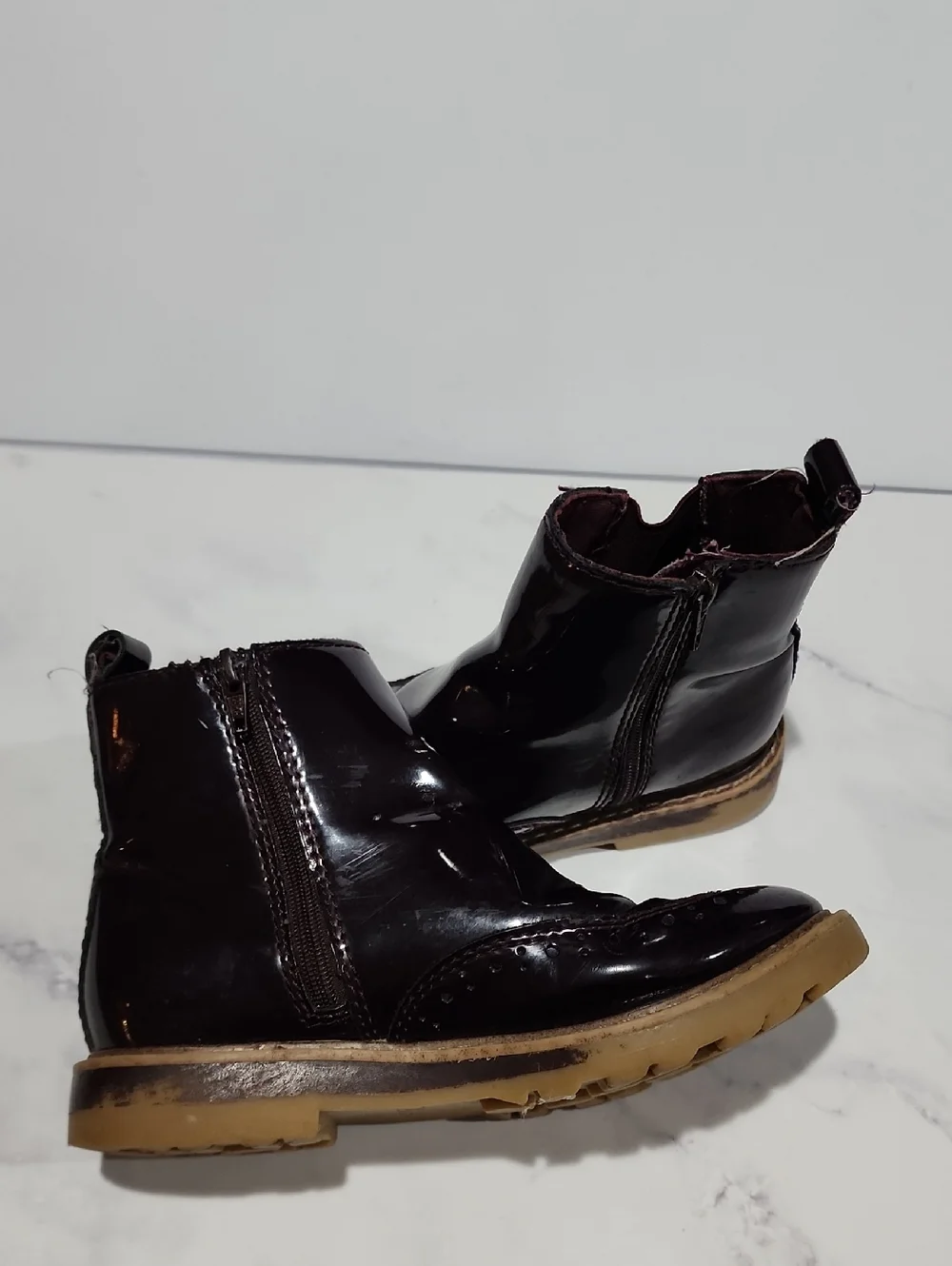 Zara stylish durable