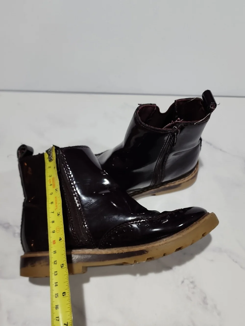 Zara stylish durable