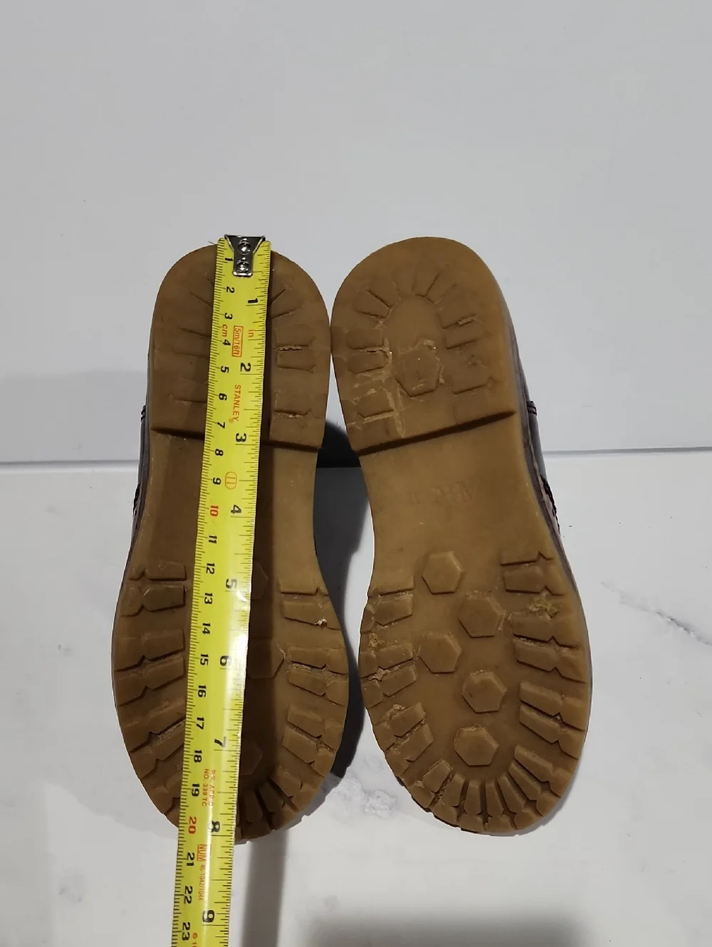 Zara stylish durable