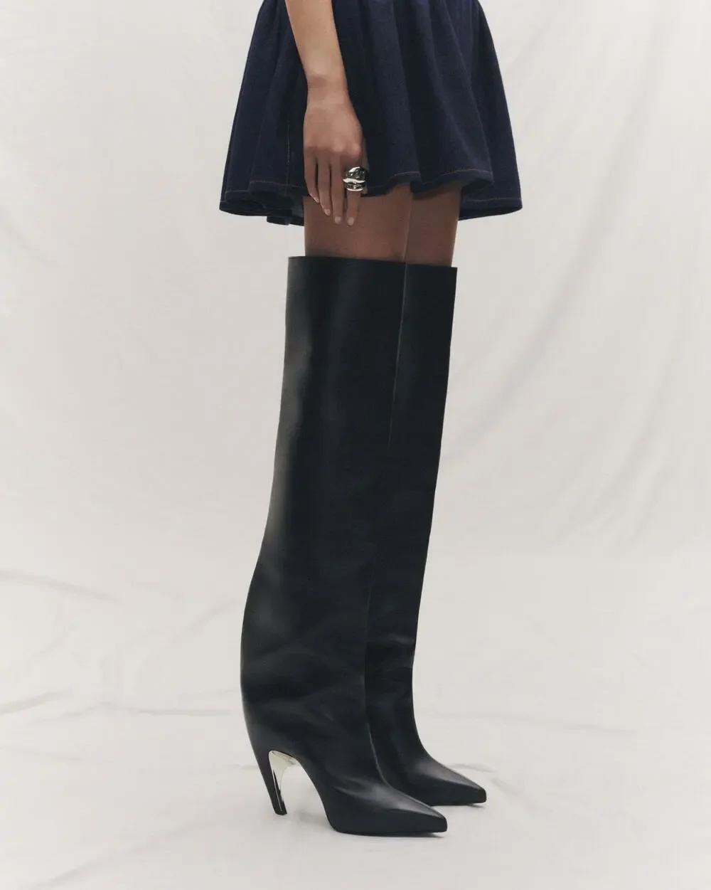 Alexander McQueen Armadillo over the knee black leather boots size 39