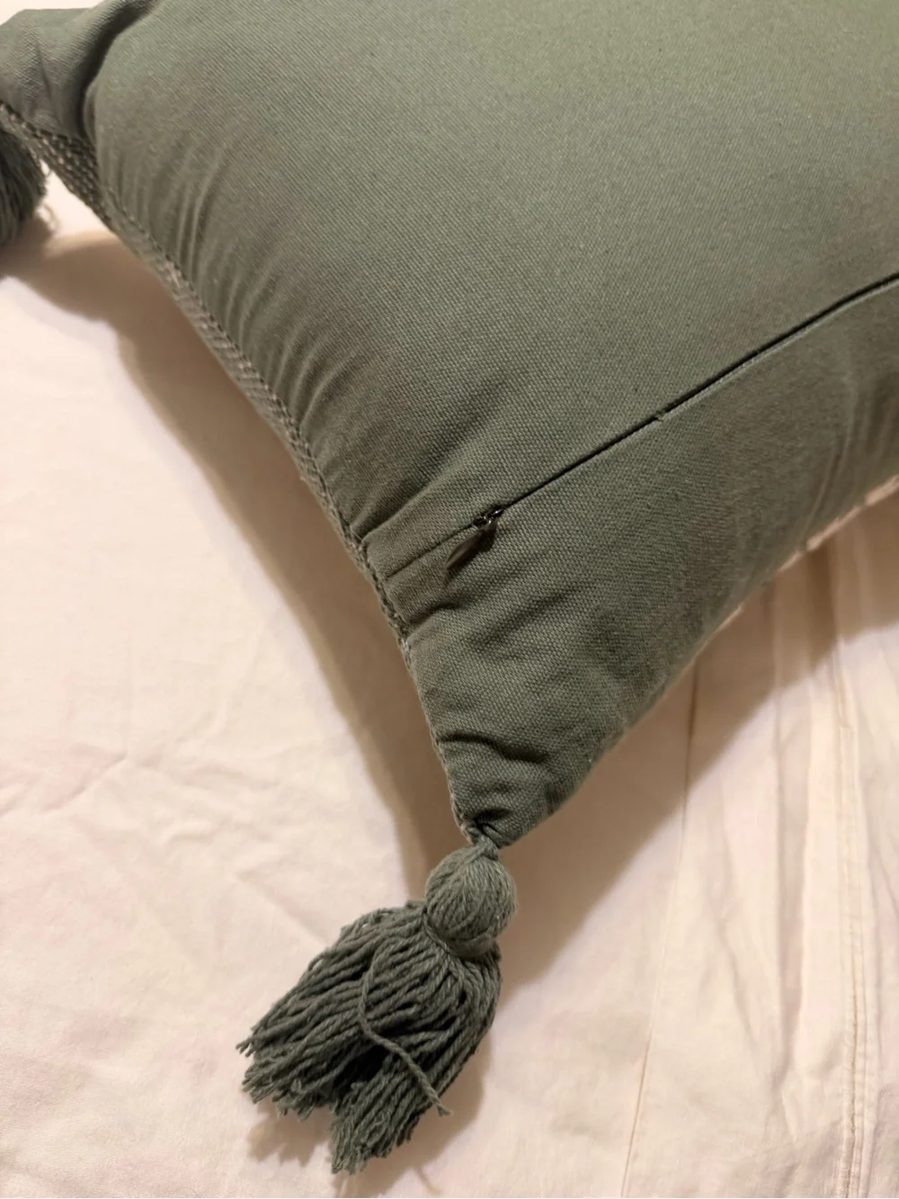 Secret Celebrity green pillow