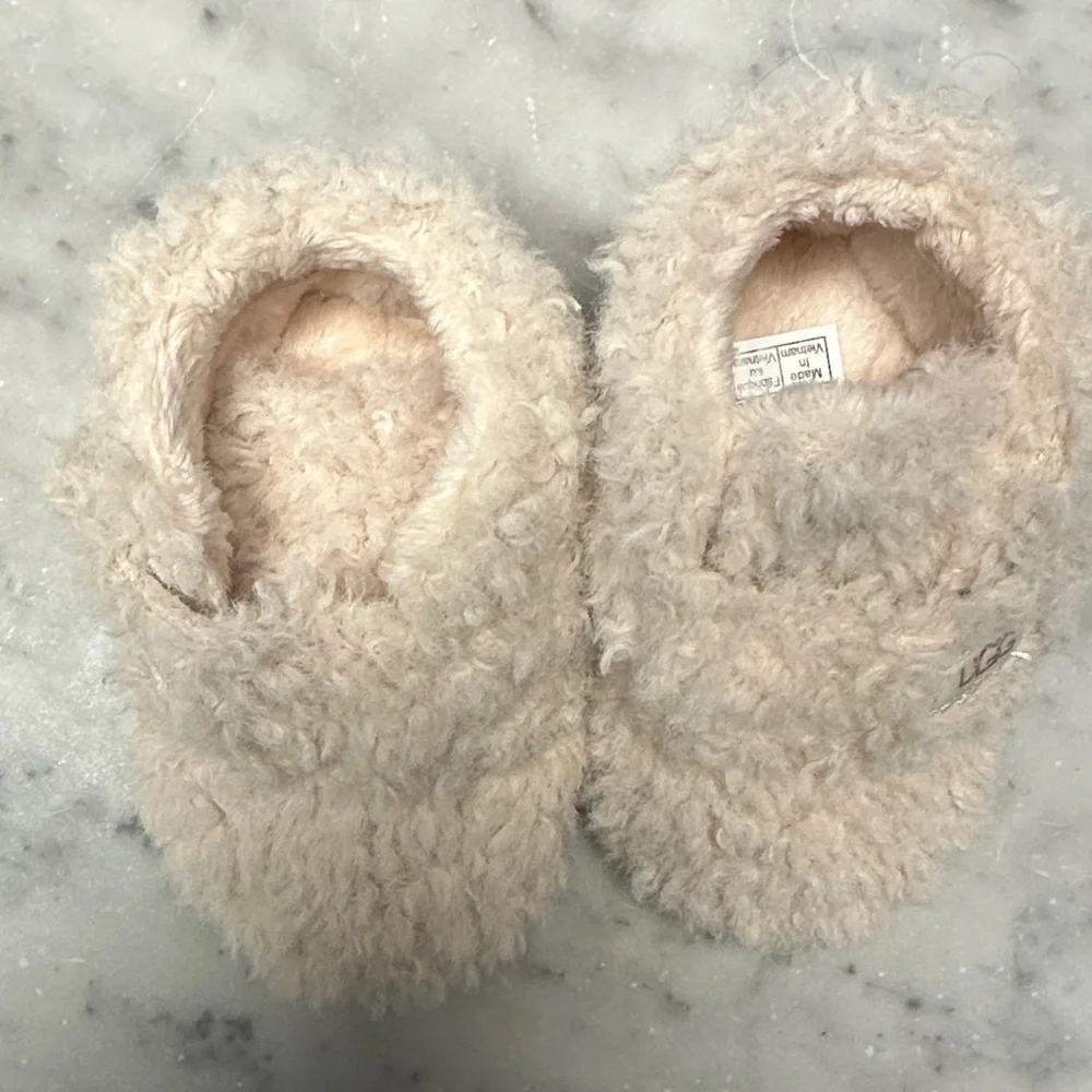 UGG cozy warm