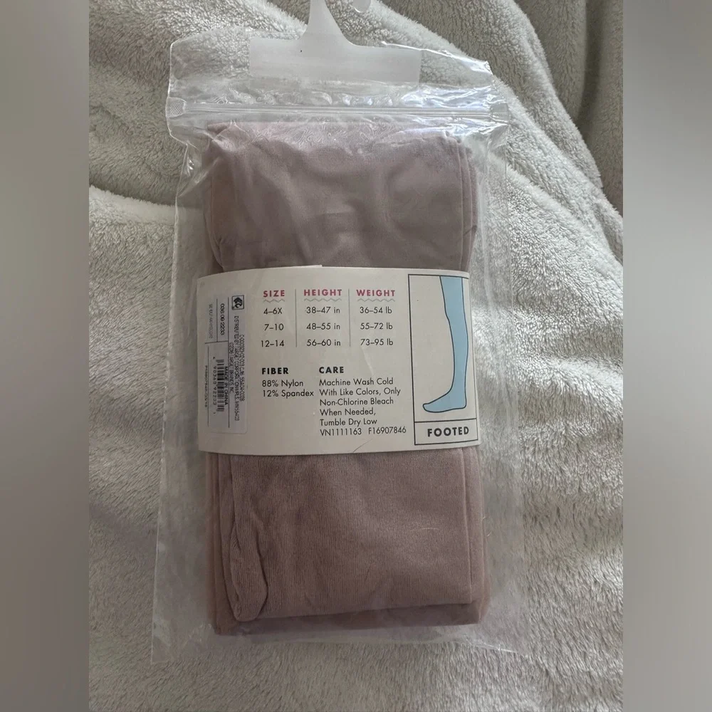 CAT & JACK  GIRLS SIZE 7-10 Beige Nylon 2 Pairs New Pantyhose