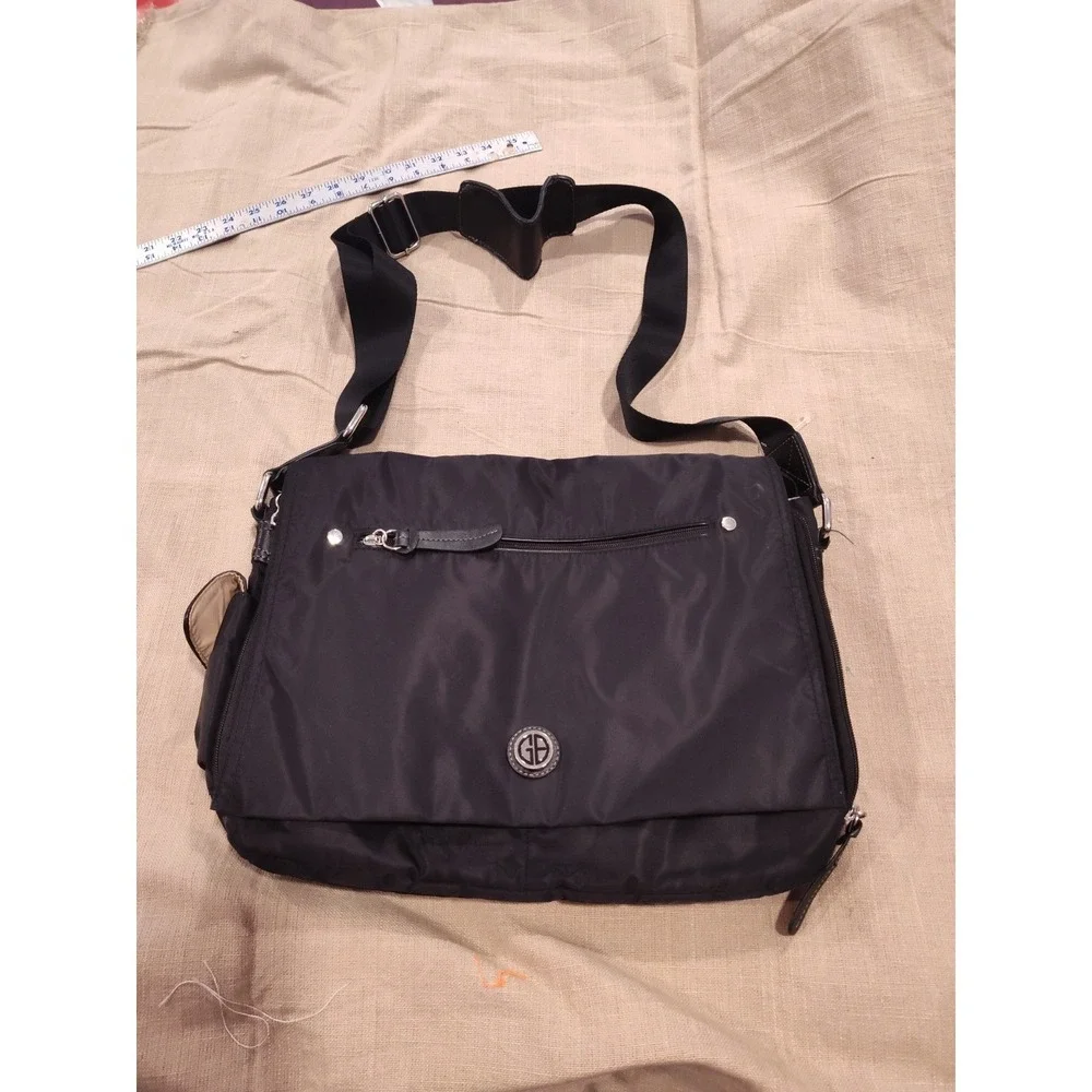 Giani Bernini Messenger Bag‎ Black Nylon With Strap 15