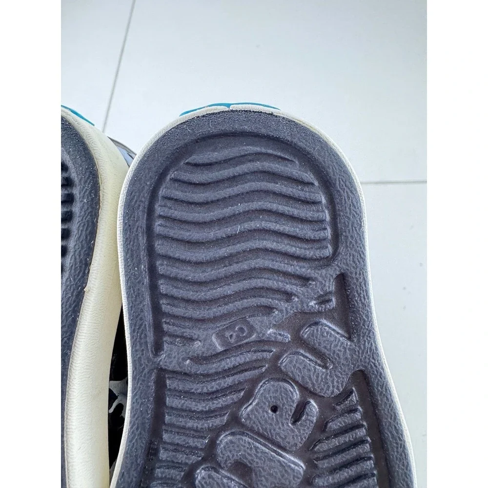Native measurements sole