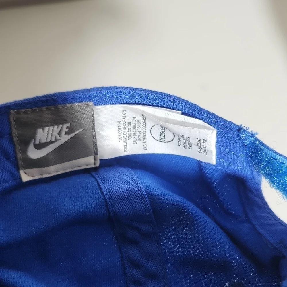 Nike hat blue