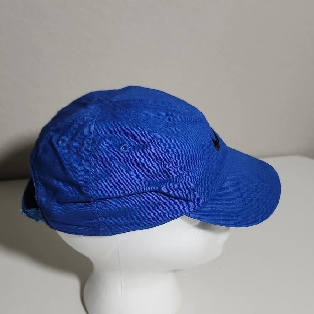 Nike hat blue