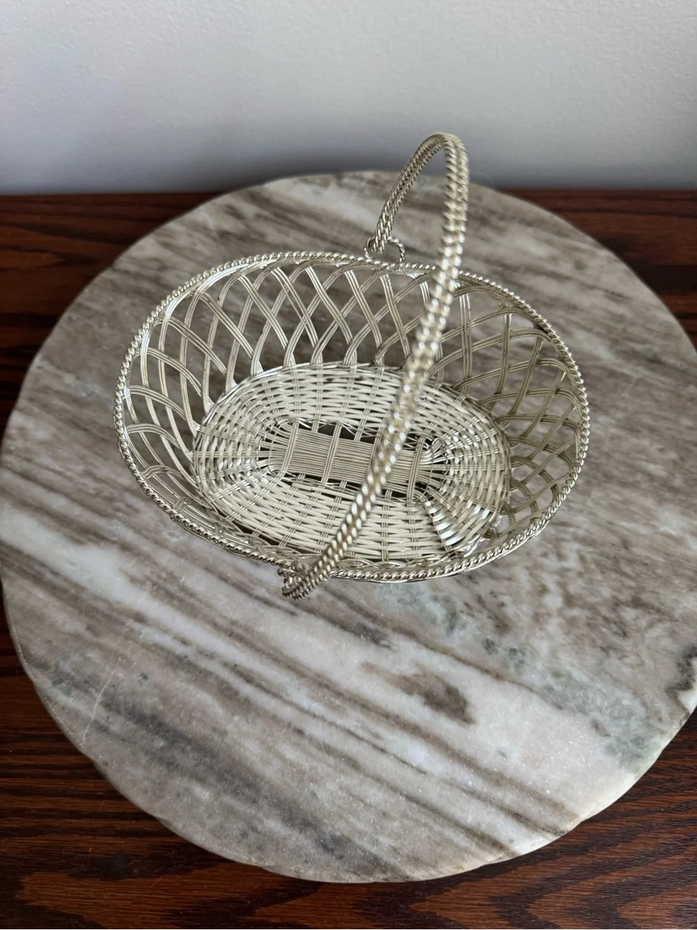 N/A decorative silver