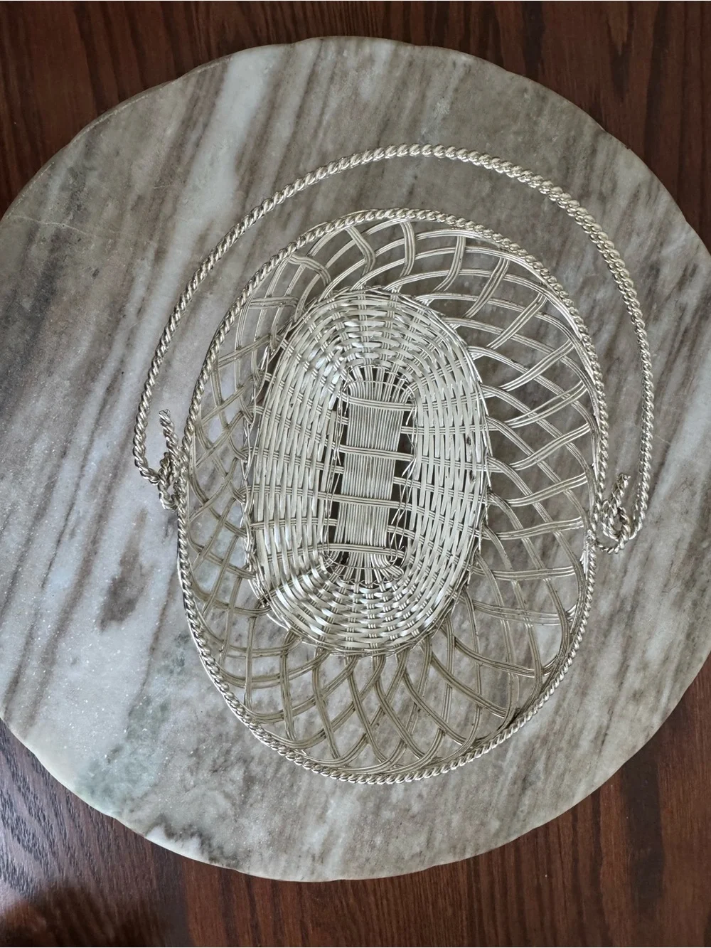 N/A decorative silver