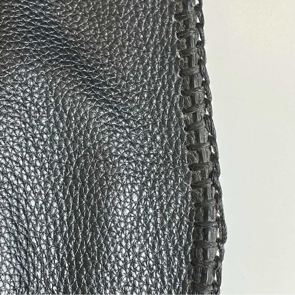 Chi by Carlos Falchi chi designed