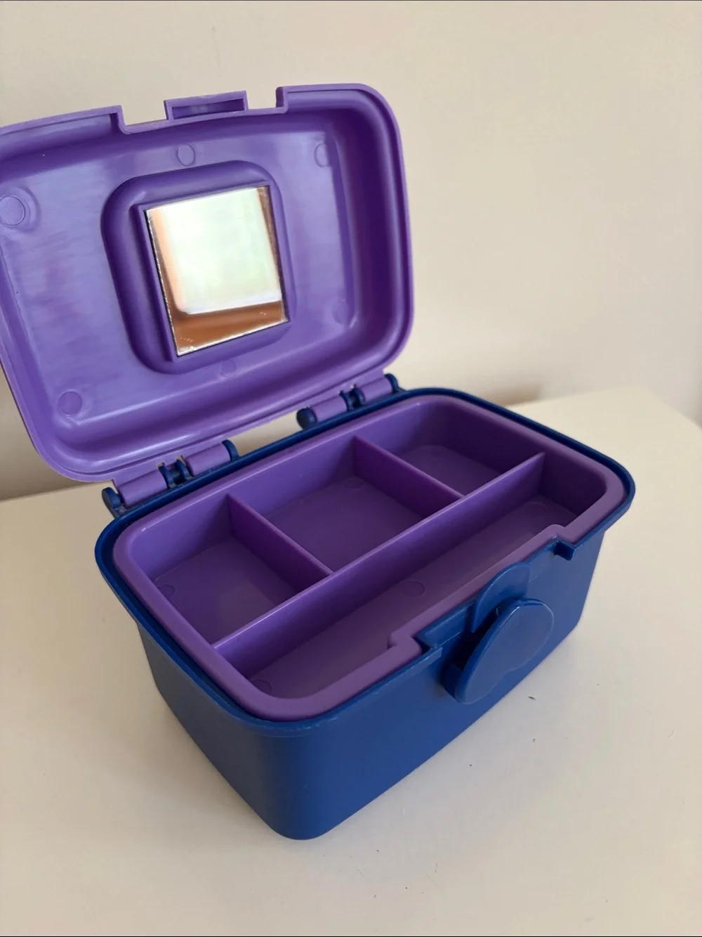 N/A compact purple
