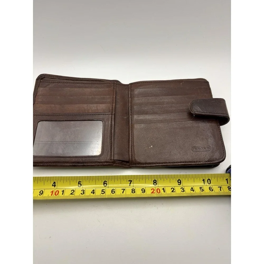 Coach vintage clasp