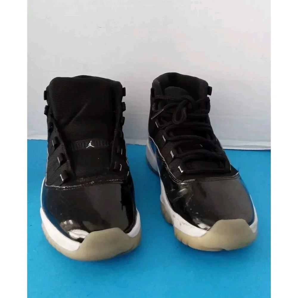 Jordan size 12