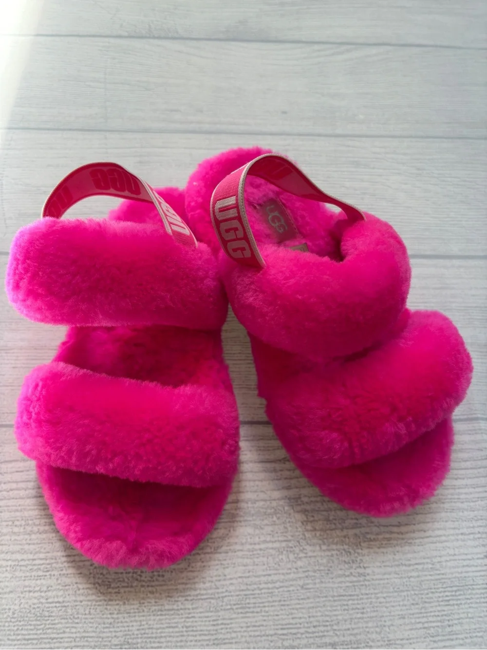 UGG Kids Pink Fluff Slide Sandals