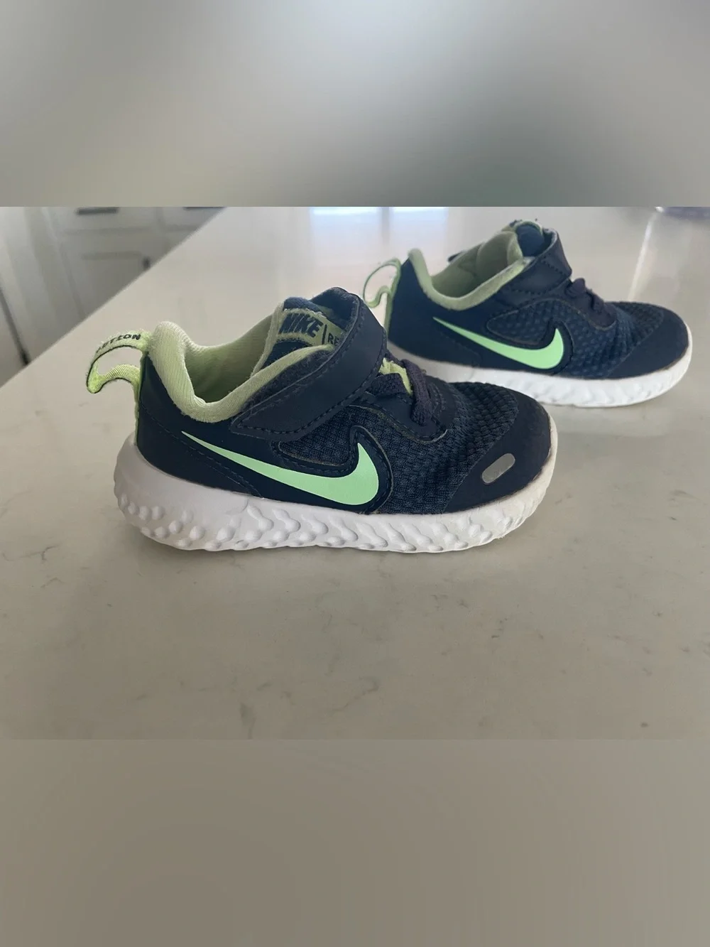 Nike Infant Boy Size 5 Shoes