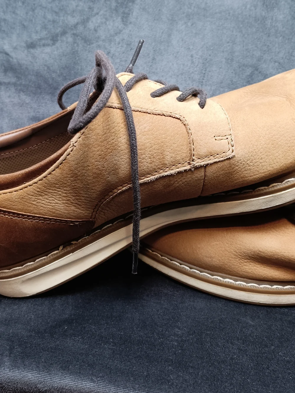 Artefact stylish men
