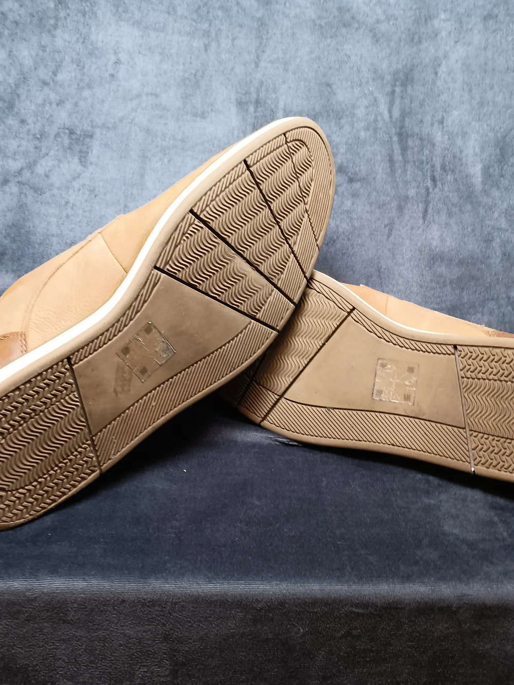 Artefact stylish men