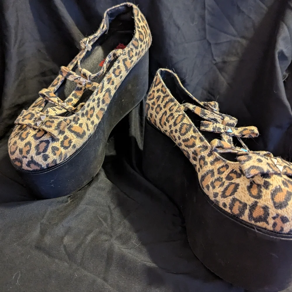 Demonia cheetah print