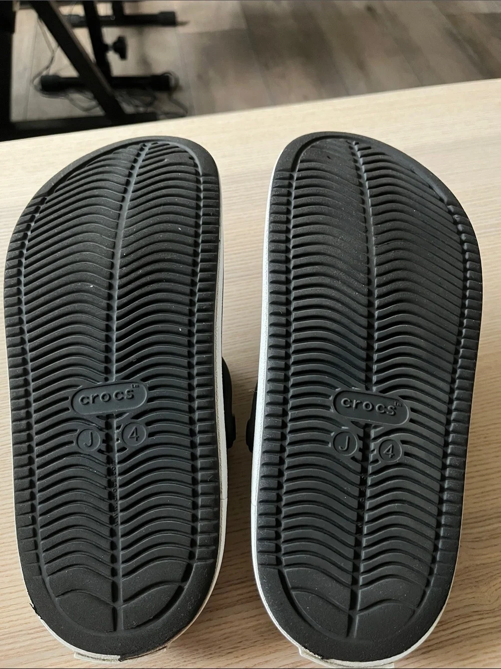 CROCS lightweight clog