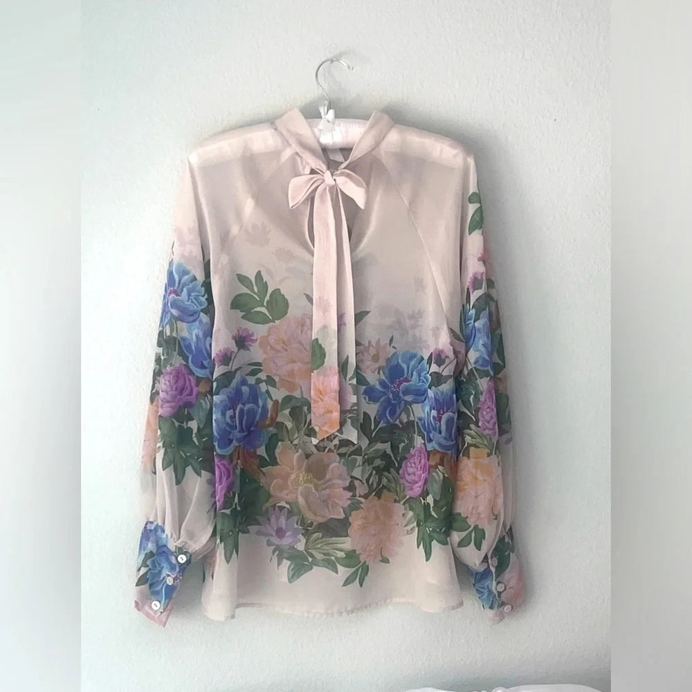 Zara line bow neck
