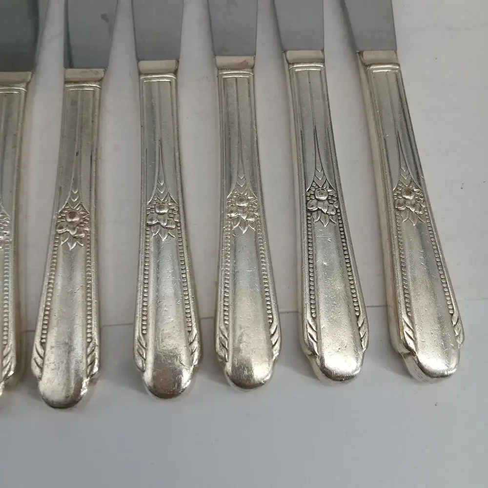 Wm. Rogers & Son look pictures