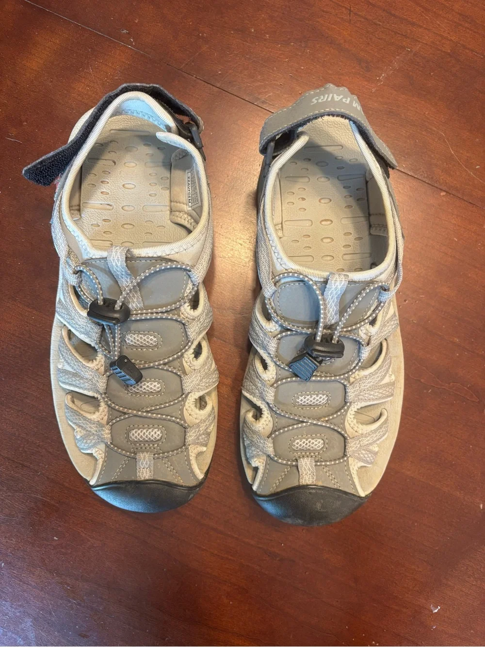 Dream Pairs lightweight breathable