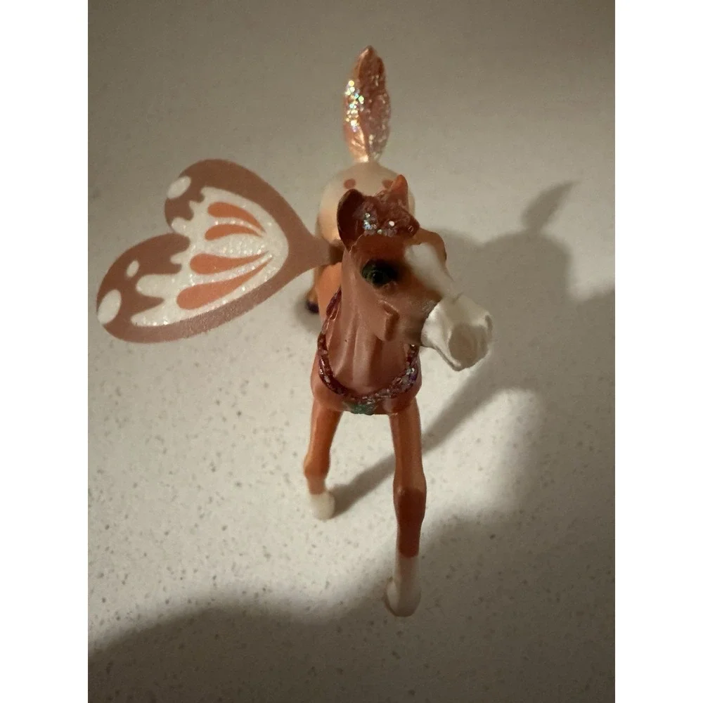 Breyer 100122 wind
