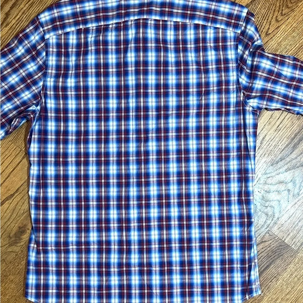 Banana Republic casual button