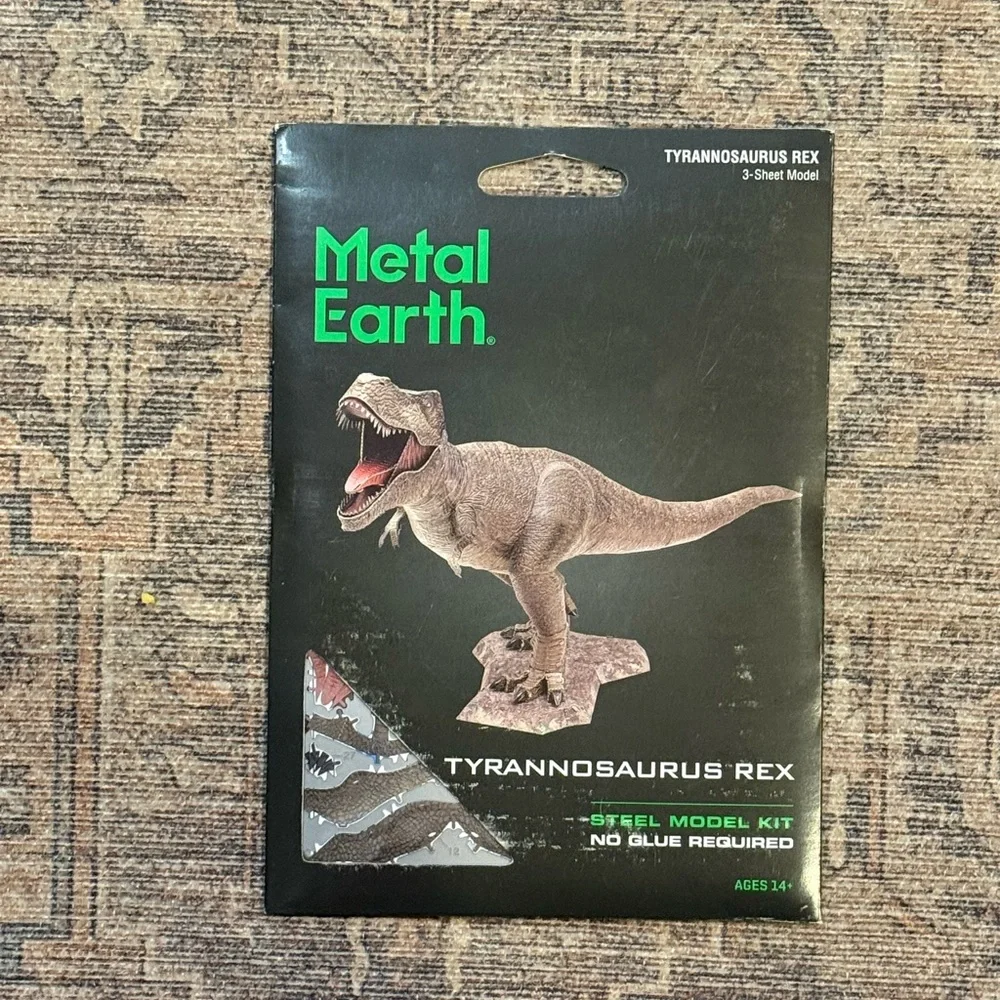 Metal Earth assemble detailed