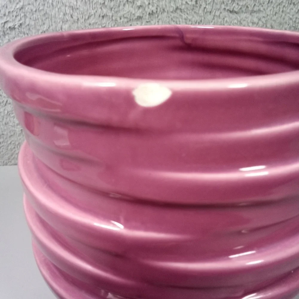 N/A vibrant pink