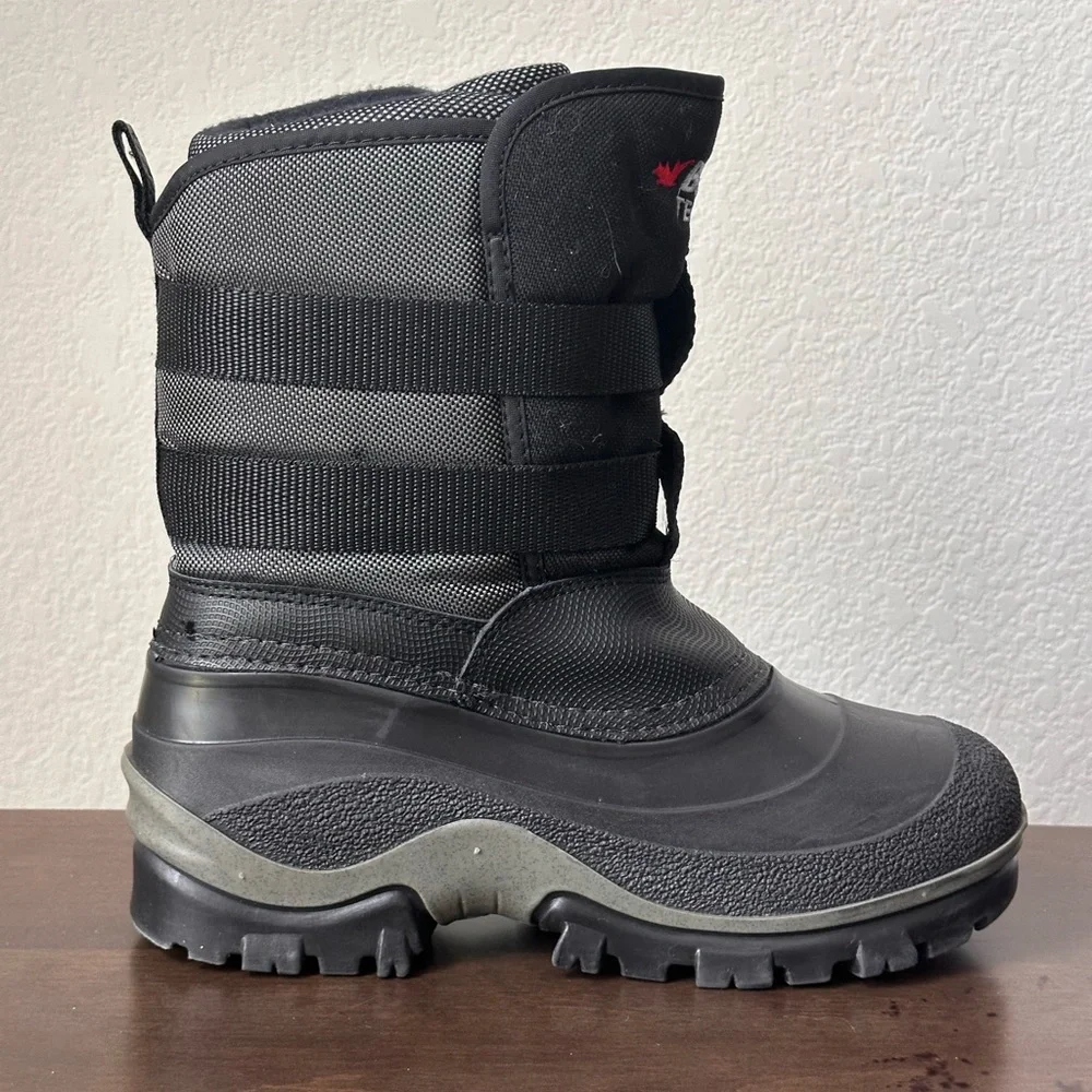 Baffin Technology Kids Size 4R Cold Weather Boots Black/gray Buckle Ski‎ Snow
