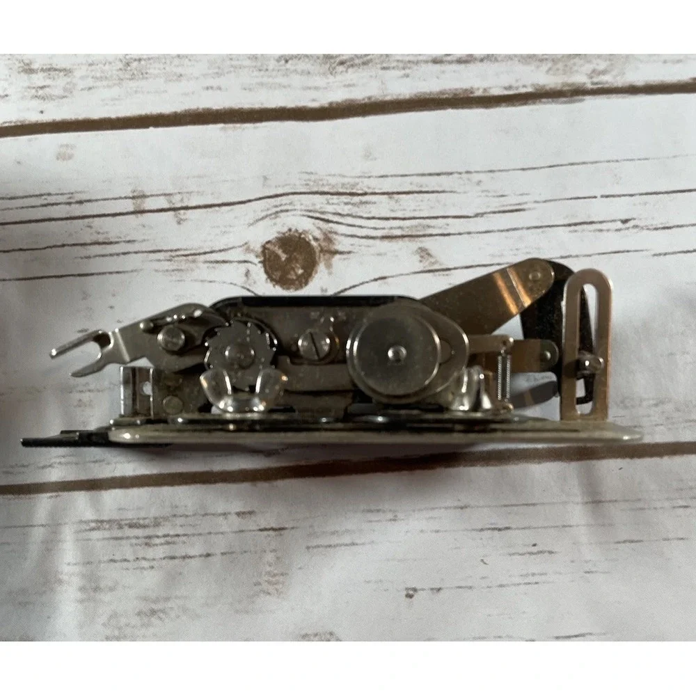 Singer buttonhole attachment