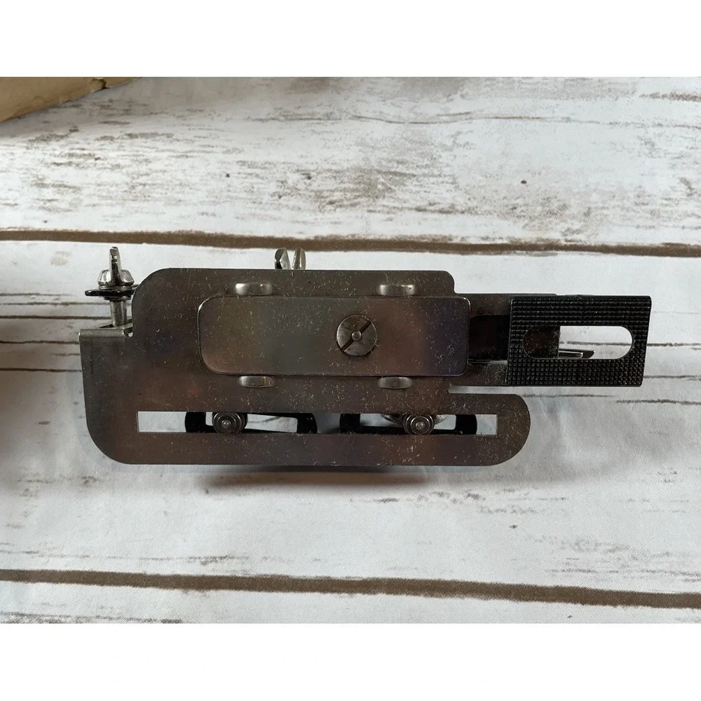 Singer buttonhole attachment