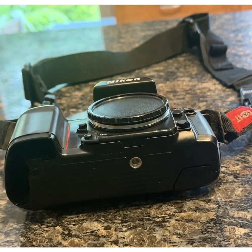 Nikon good preowned