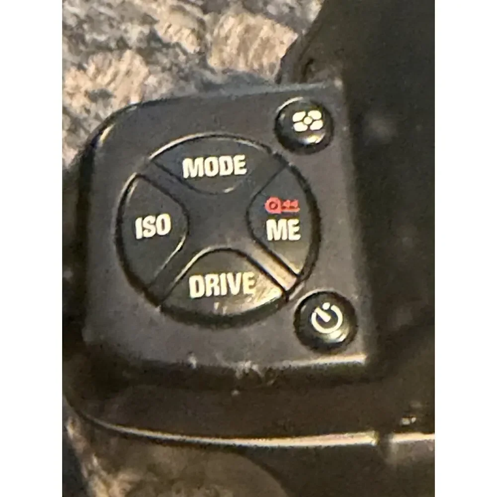 Nikon good preowned