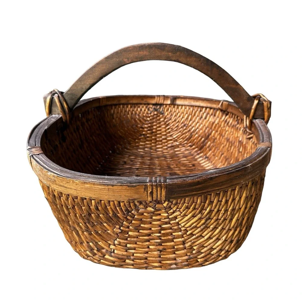 VTG Antique Asian Willow Basket 18x13x12 Inch Wood Handle Large‎ Hand Woven