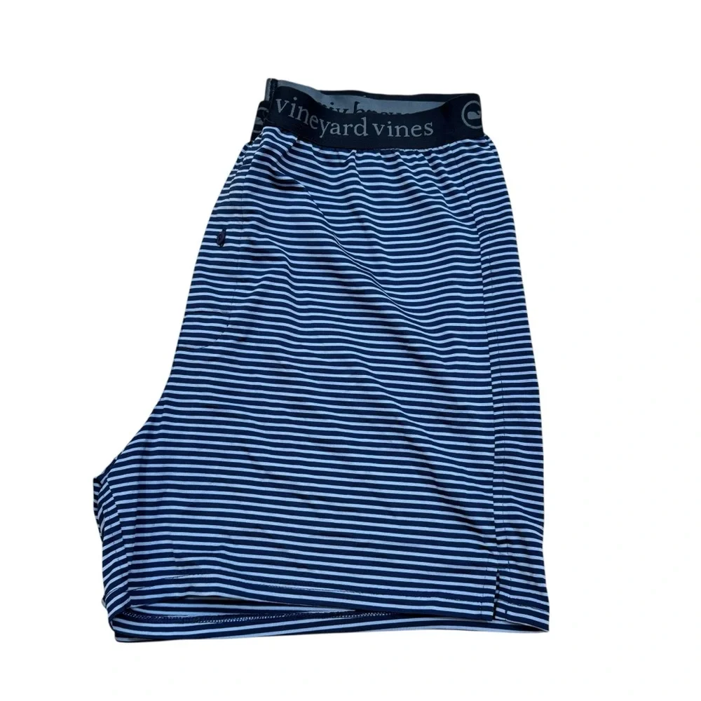 Vineyard Vines fantastic vineyard