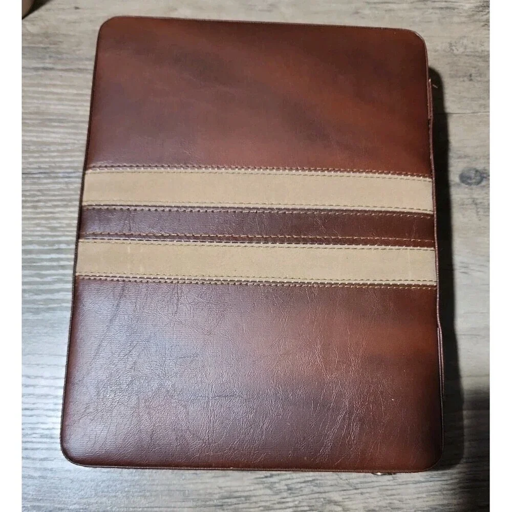 Unbranded vintage magnetic